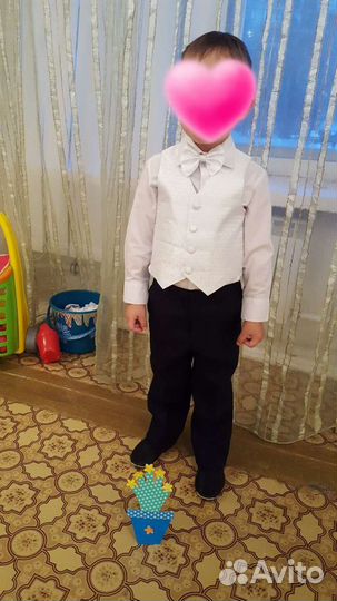 Костюм тройка