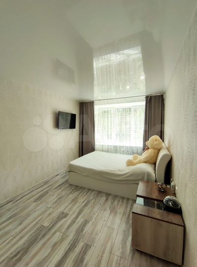 Комната 33 м² в 2-к., 2/5 эт.