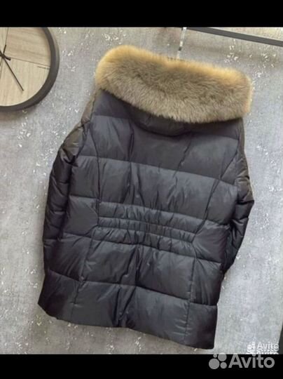 Пуховик moncler в наличии 42-44-46