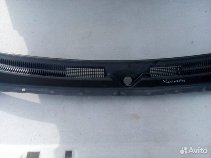 Жабо Hyundai Sonata 2006