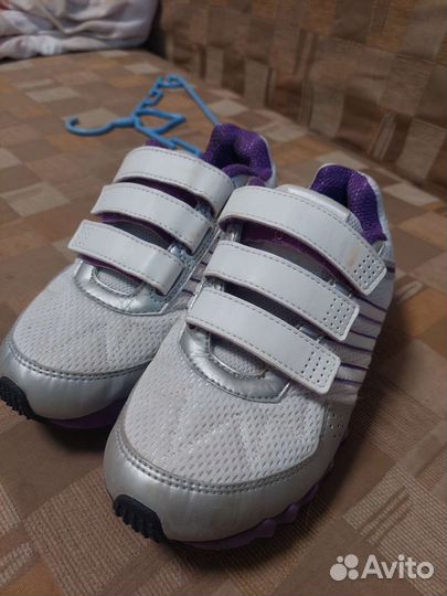 Кроссовки adidas