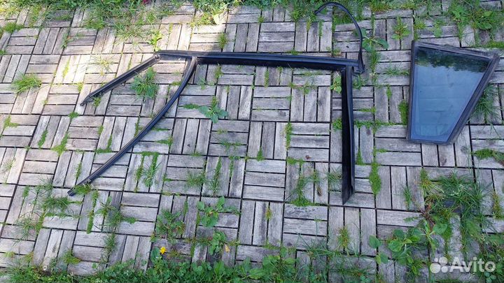 Дверь задняя правая на renault laguna 3 универсал