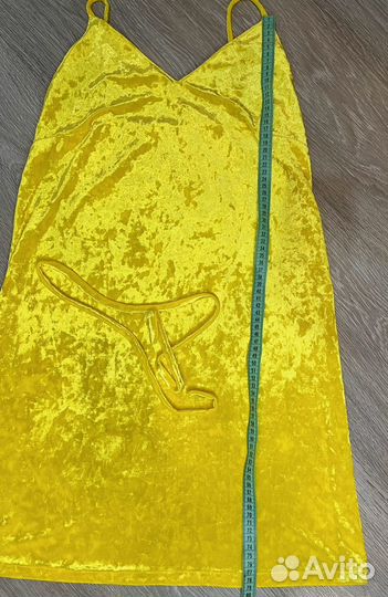 Платье бархатное