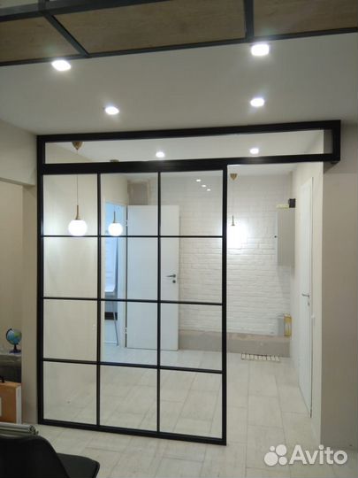 Стеклянные перегородки в стиле лофт