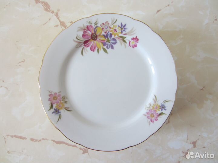 Тарелки закусочные Yamatsu позолота