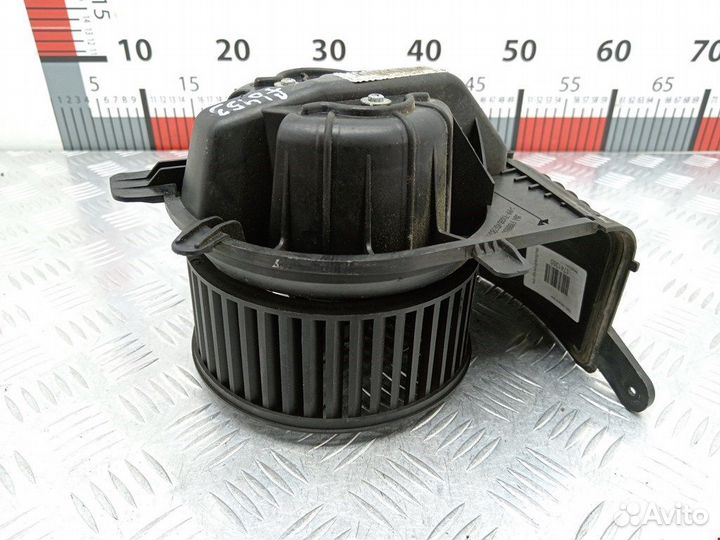 Моторчик печки для Renault Scenic 2 7701056598