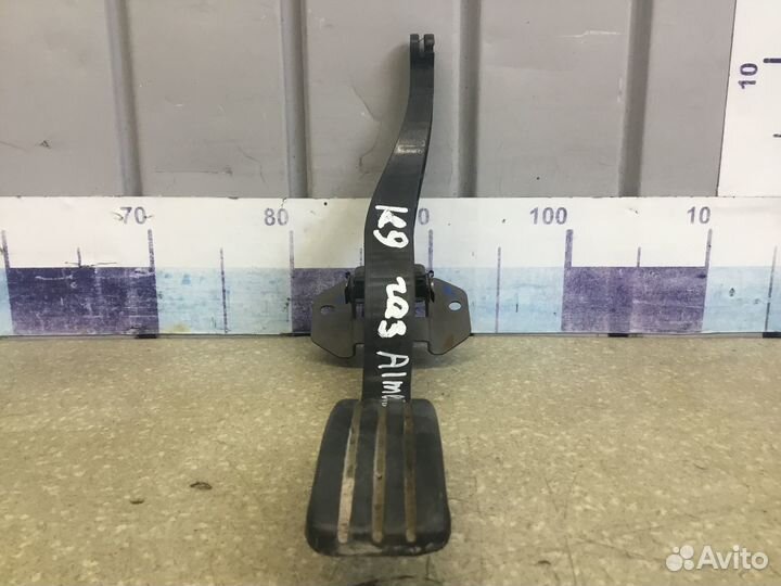 Педаль газа Nissan Almera (G15) 2013