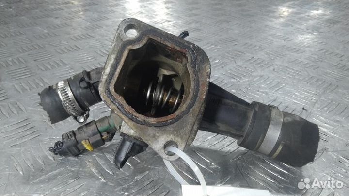 Корпус термостата 55180041 Fiat Punto 2 Рестайлинг (03-10) 1.3 Дизель