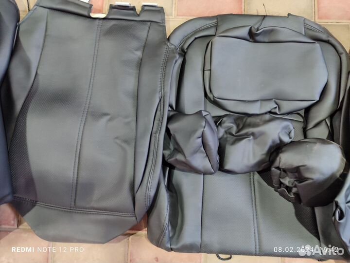 Авточехлы из экокожи тойота Rav 4 2015 г. в