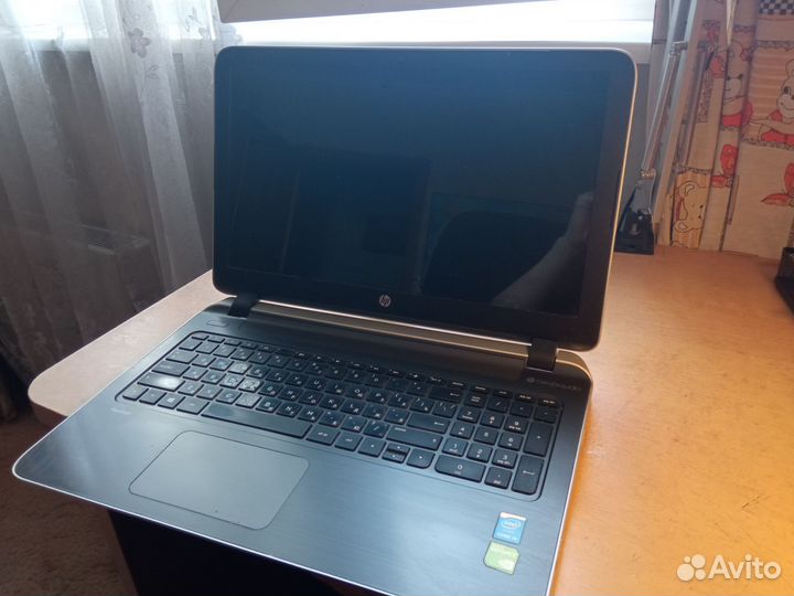 Ноутбук HP Pavilion 15-p055sr