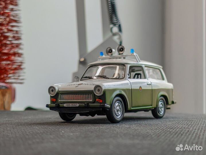 Trabant 601 1/43