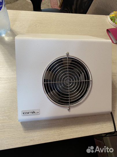 Вытяжка для маникюра