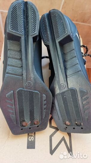 Лыжные ботинки