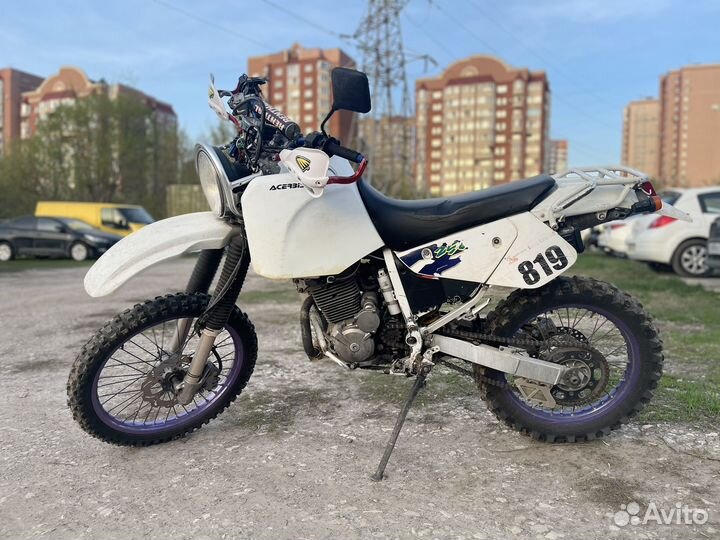 Suzuki Djebel 250