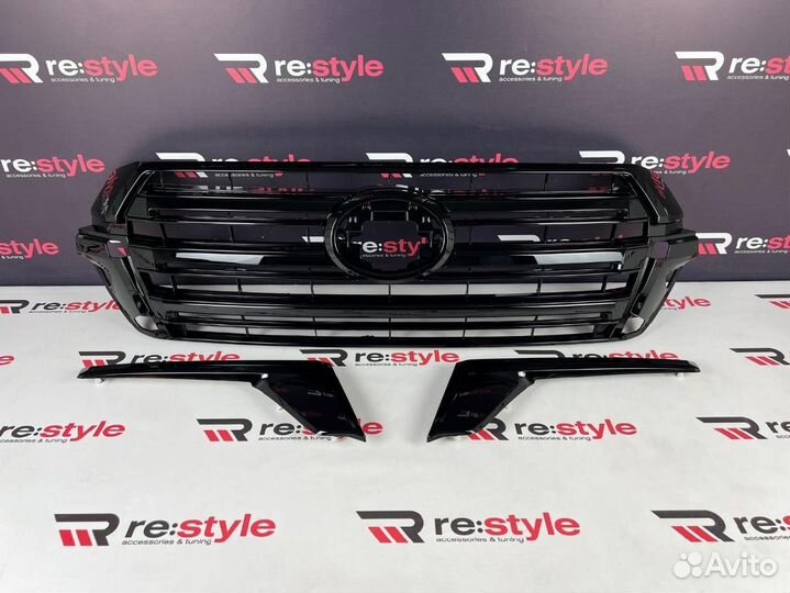 Решетка радиатора Land Cruiser 200 Executive N2291