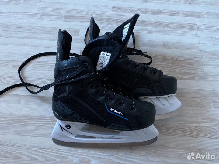 Коньки детские 35 размер