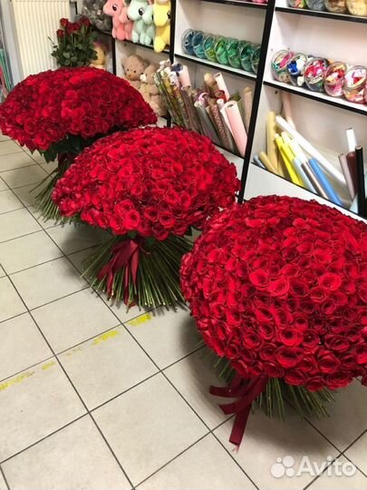 Огромные букеты роз