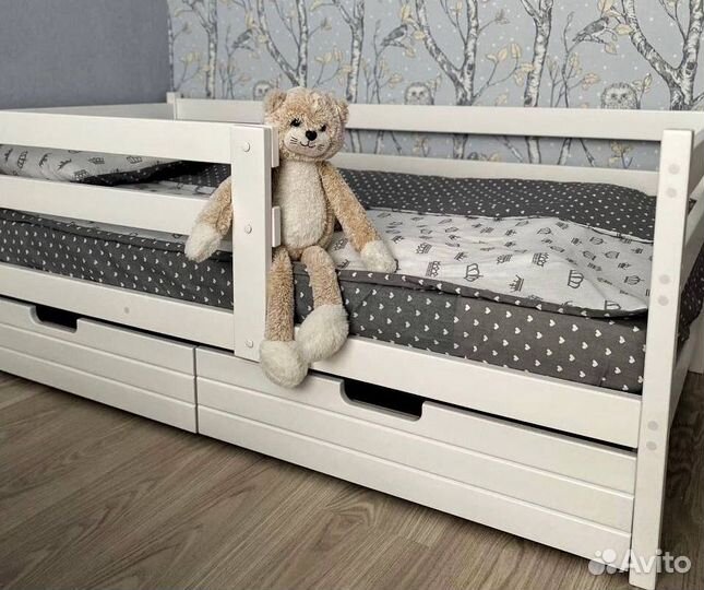 Детская кровать от года