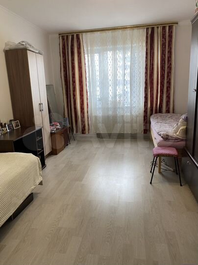 Комната 22 м² в 2-к., 7/24 эт.