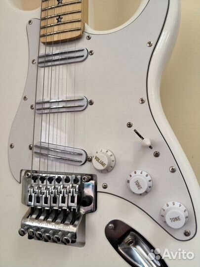 Электрогитара Fender Stratocaster Custom