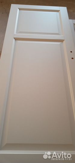 Двери межкомнатные белые