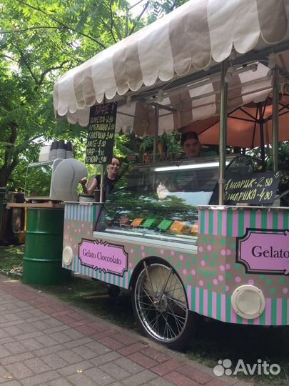 Витрина тележка для мороженого