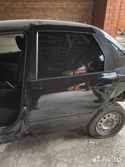 Дверь левая granta