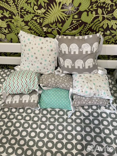 Бортики подушки в детскую кроватку