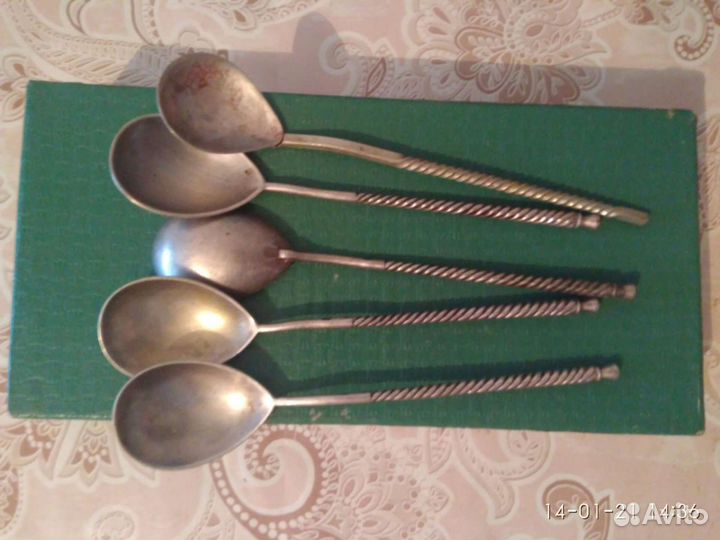 Мельхиоровые Вилки Ножи с посирибрением