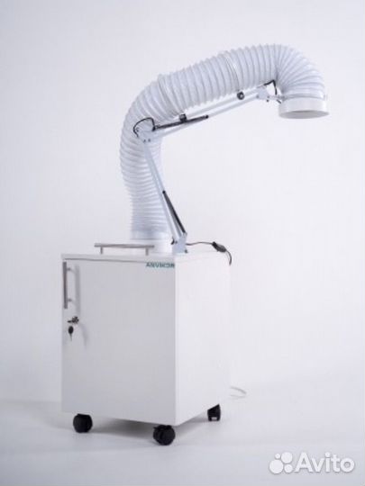 Вытяжка для маникюра и педикюра