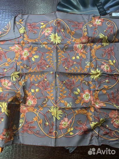 Новый шелковый платок Gucci