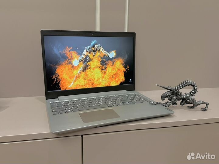 Lenovo intel 6305/8gb/ssd+500/UHD/ips Full Hd