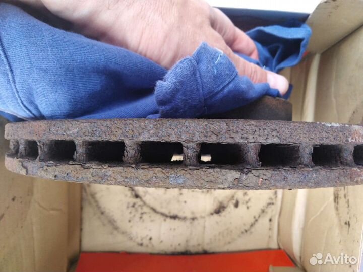 Передние тормозные диски Kia cerato