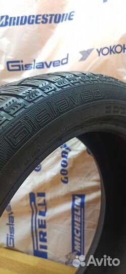 Gislaved Soft Frost 200 205/50 R17 93T