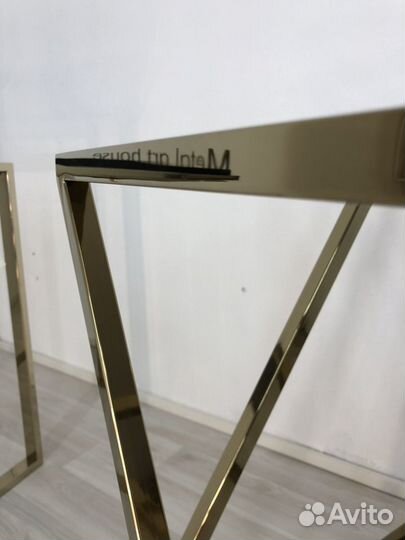 Мебель из благородных металлов