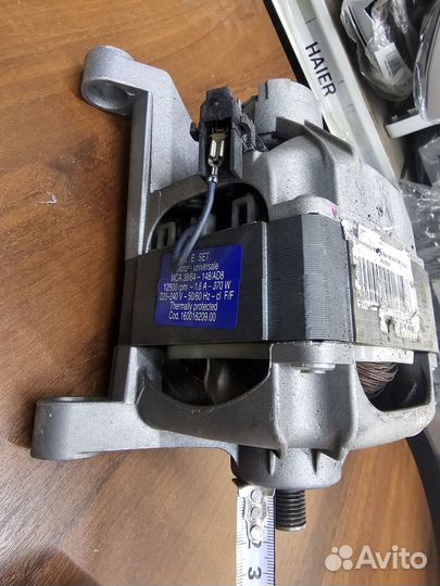 Двигатель Indesit 160016209.00