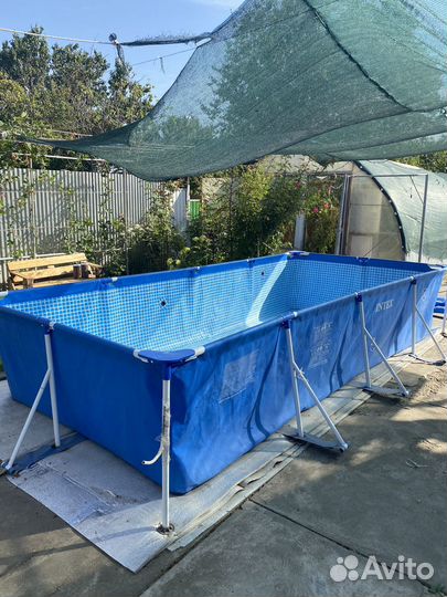 Каркасный бассейн intex
