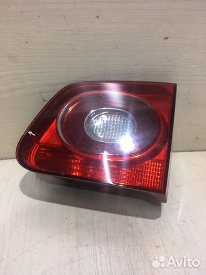 Фонарь задний правый VW Tiguan 1