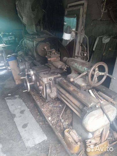 Токарный станок по металлу