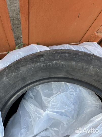 Continental ContiEcoContact 5 215/55 R17