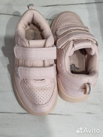 Кроссовки для девочки