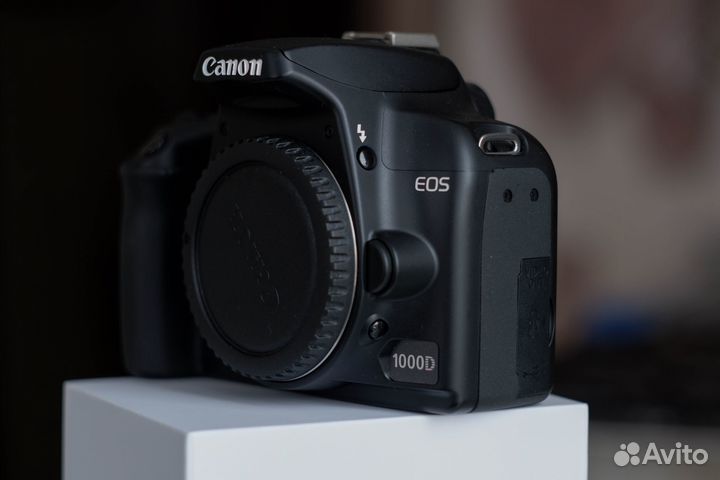 Canon 1000d идеальное состояние