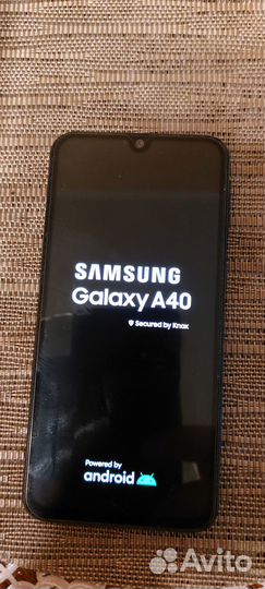 Samsung Galaxy A40, 4/64 ГБ