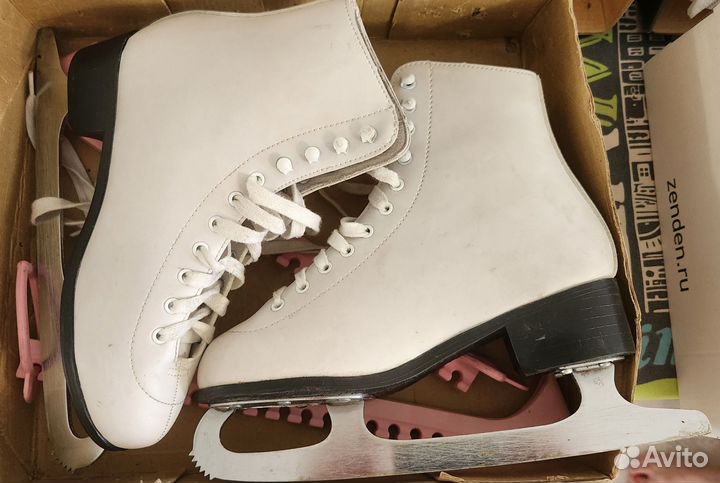Коньки женские 38 размер