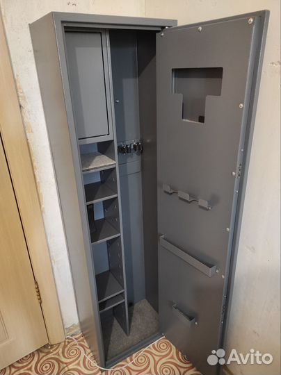 Оружейный сейф