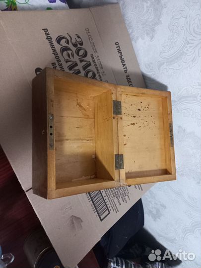 Старинная шкатулка - дерево