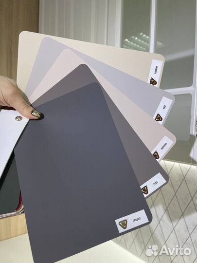 Кухня до потолка матовая. Цена за всю кухню: