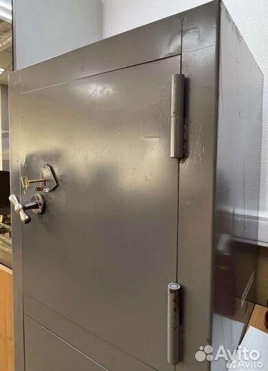 Сейф огнеупорный