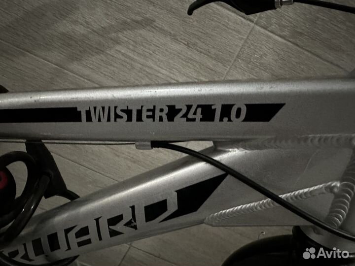 Велосипед forward Twister 24 1.0