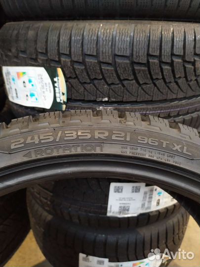 Nokian Tyres Hakkapeliitta 8 245/35 R21 96T